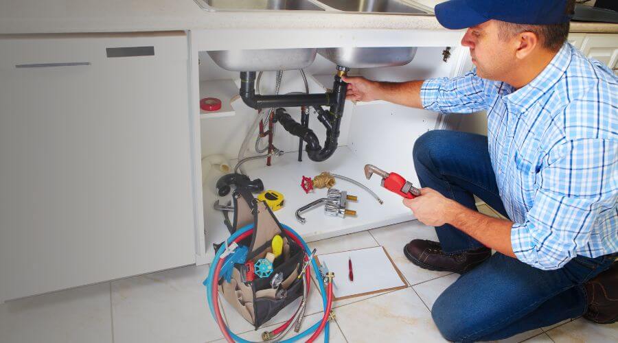 Professional sink repair in Cincinnati, IA